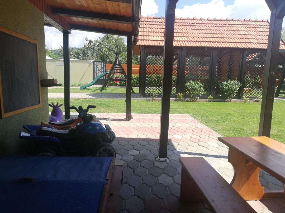Penzion Kozak B&B Sebedrazie Ngoại thất bức ảnh